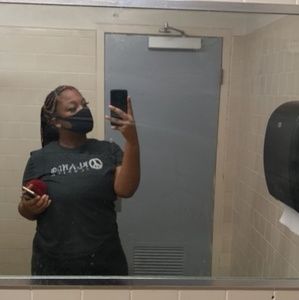 Meet your Posher, Brianna